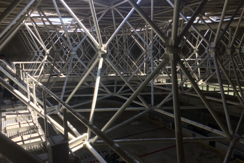 Čistenie a nástrek stropu, Zimný štadión Rimavská Sobota