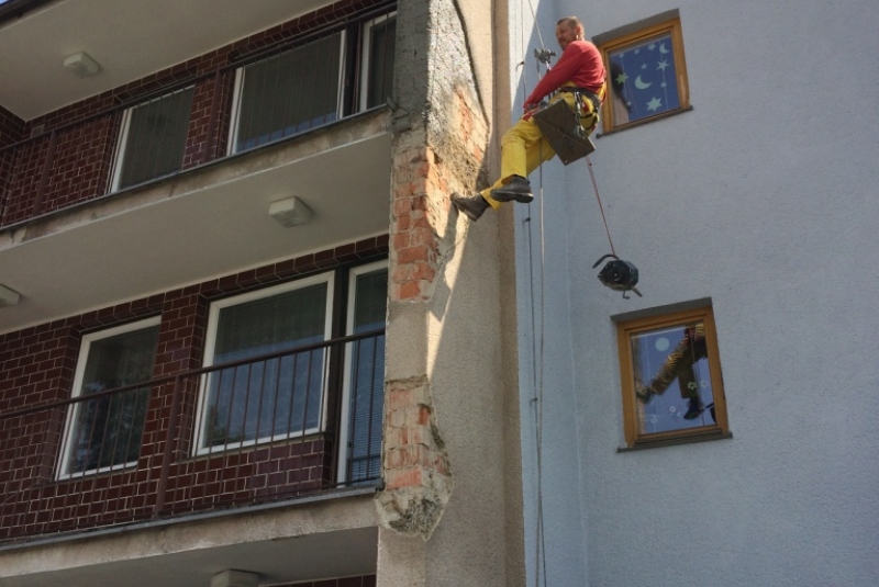 Obnova obvodové plášťa, Košice, Hodonínska 1