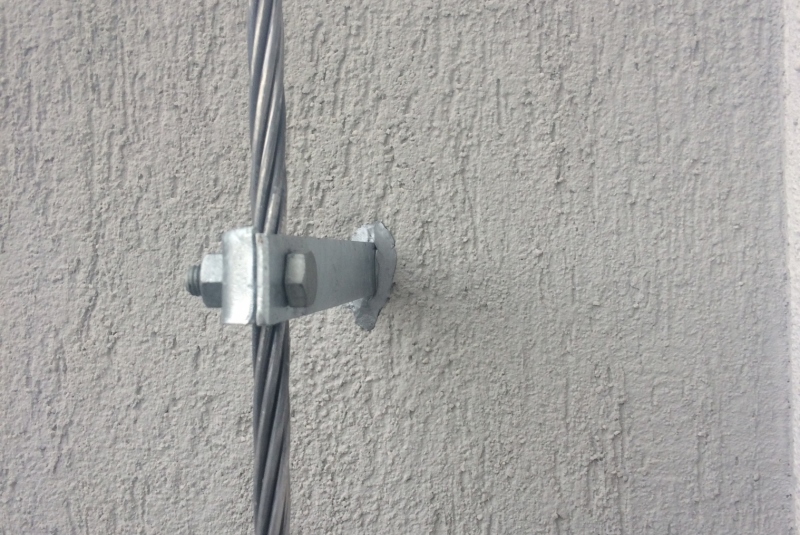 Upevnenie bleskozvodu Upevnenie bleskozvodu